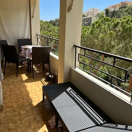 Jolie A Apartament *